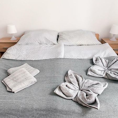 Apartament Na Wyspie Piasek Appartement Kłodzko Buitenkant foto
