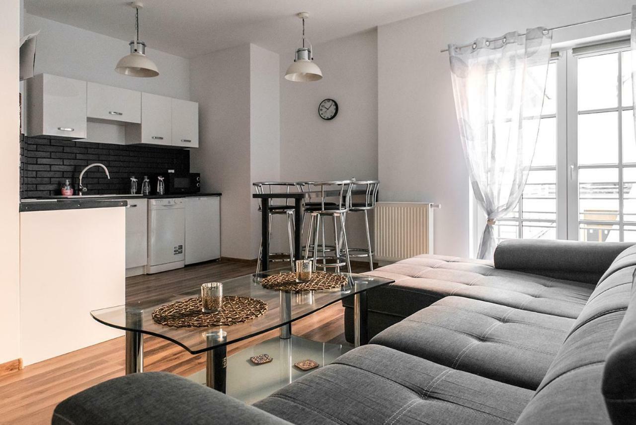 Apartament Na Wyspie Piasek Appartement Kłodzko Buitenkant foto